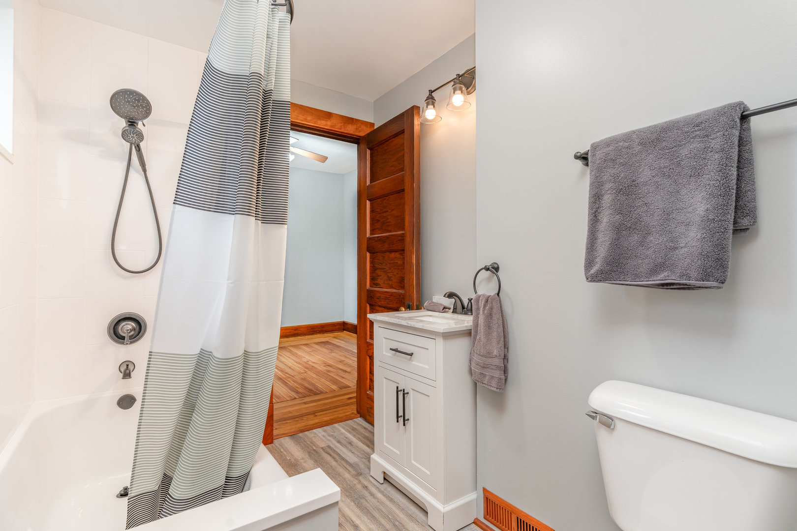 903 S Main Street, Yorkville, IL 60560