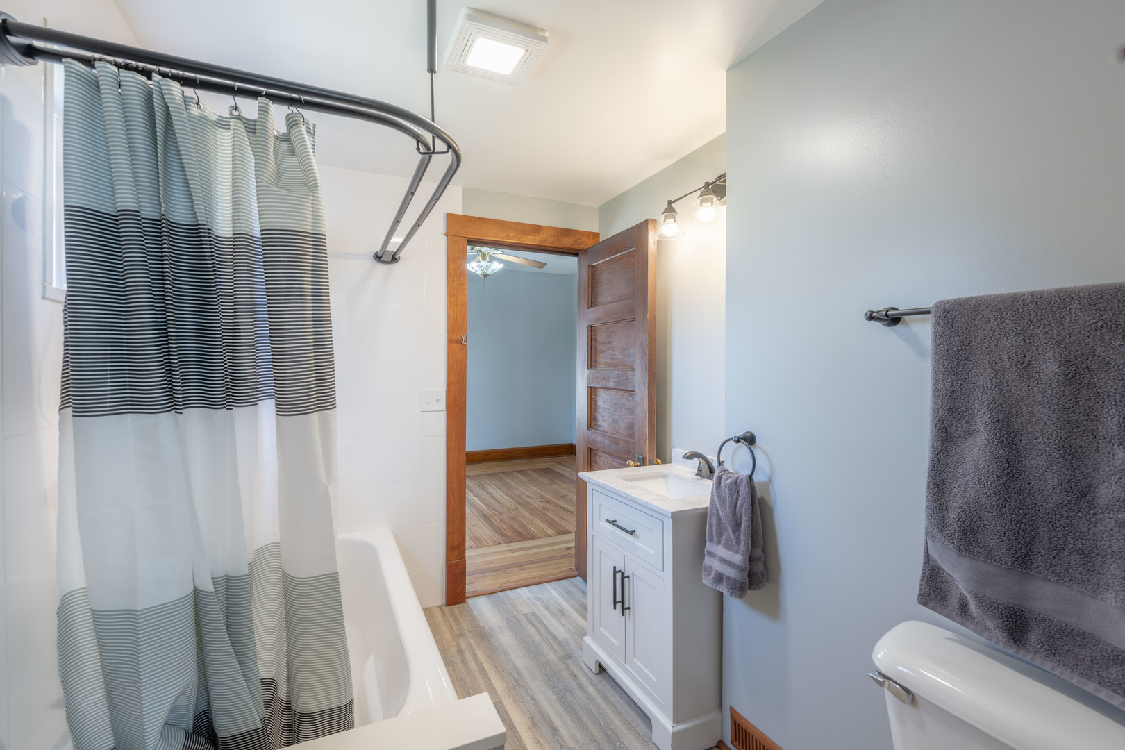 903 S Main Street, Yorkville, IL 60560