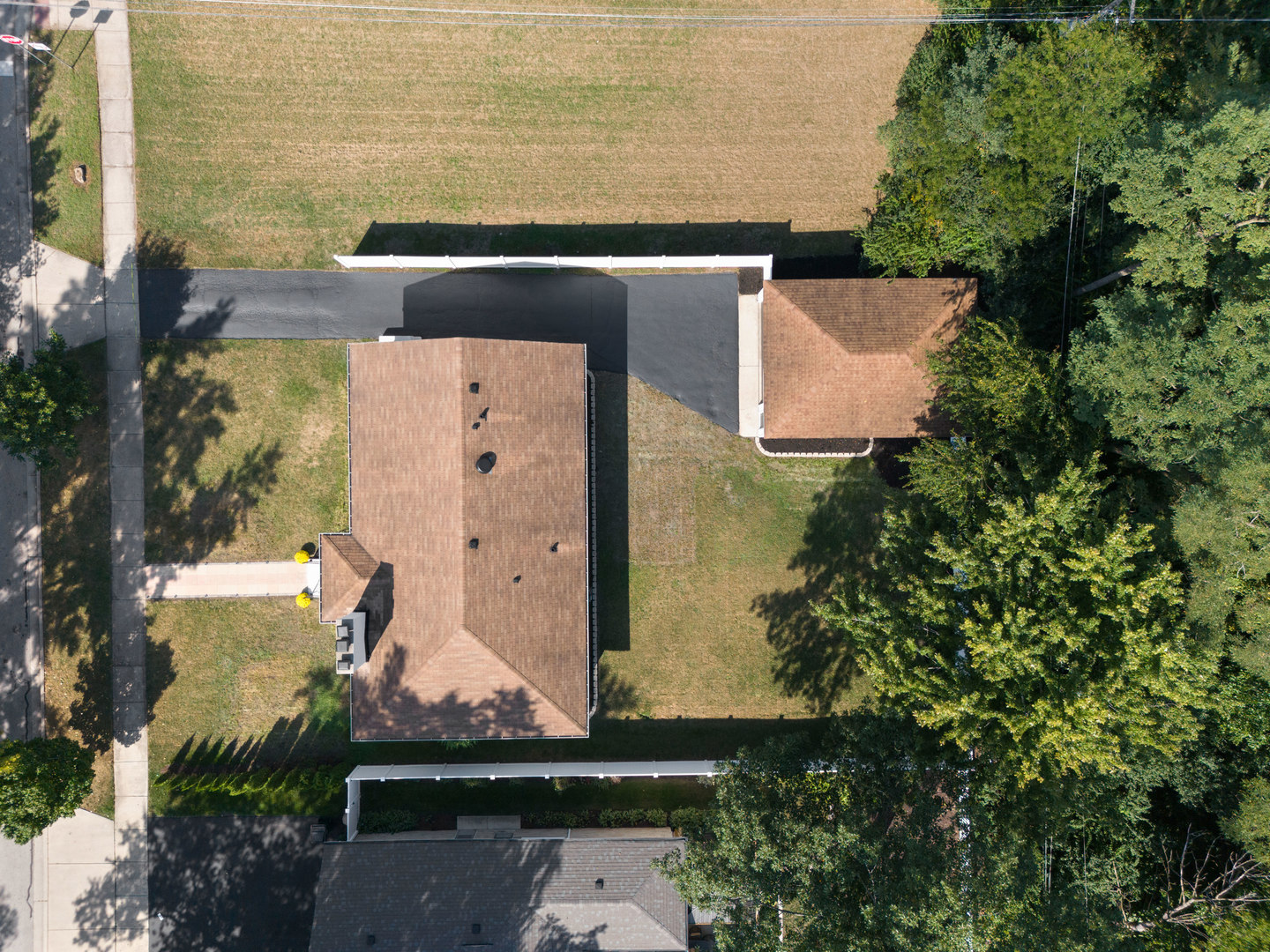 153 Grove Avenue, Glen Ellyn, IL 60137