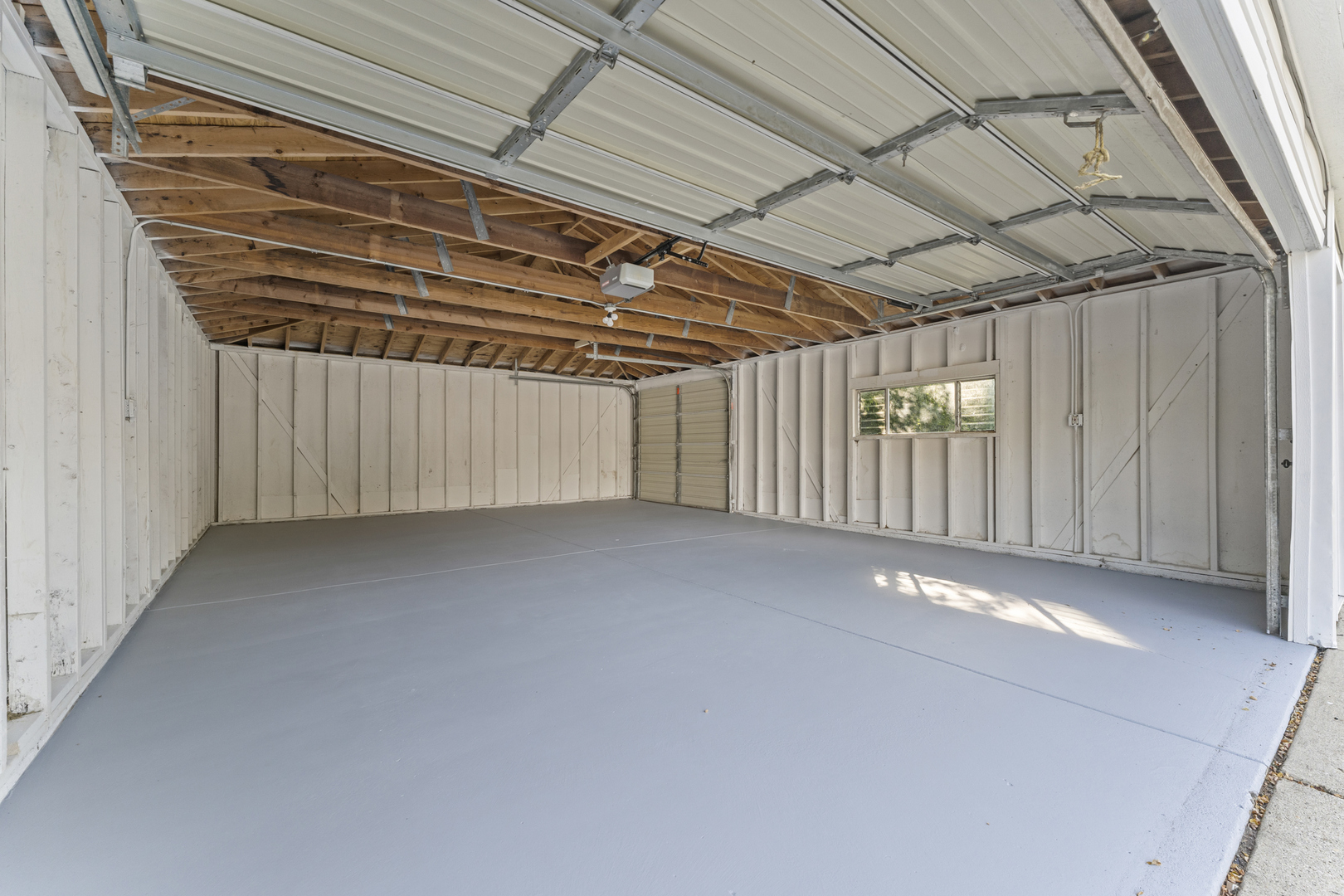 153 Grove Avenue, Glen Ellyn, IL 60137