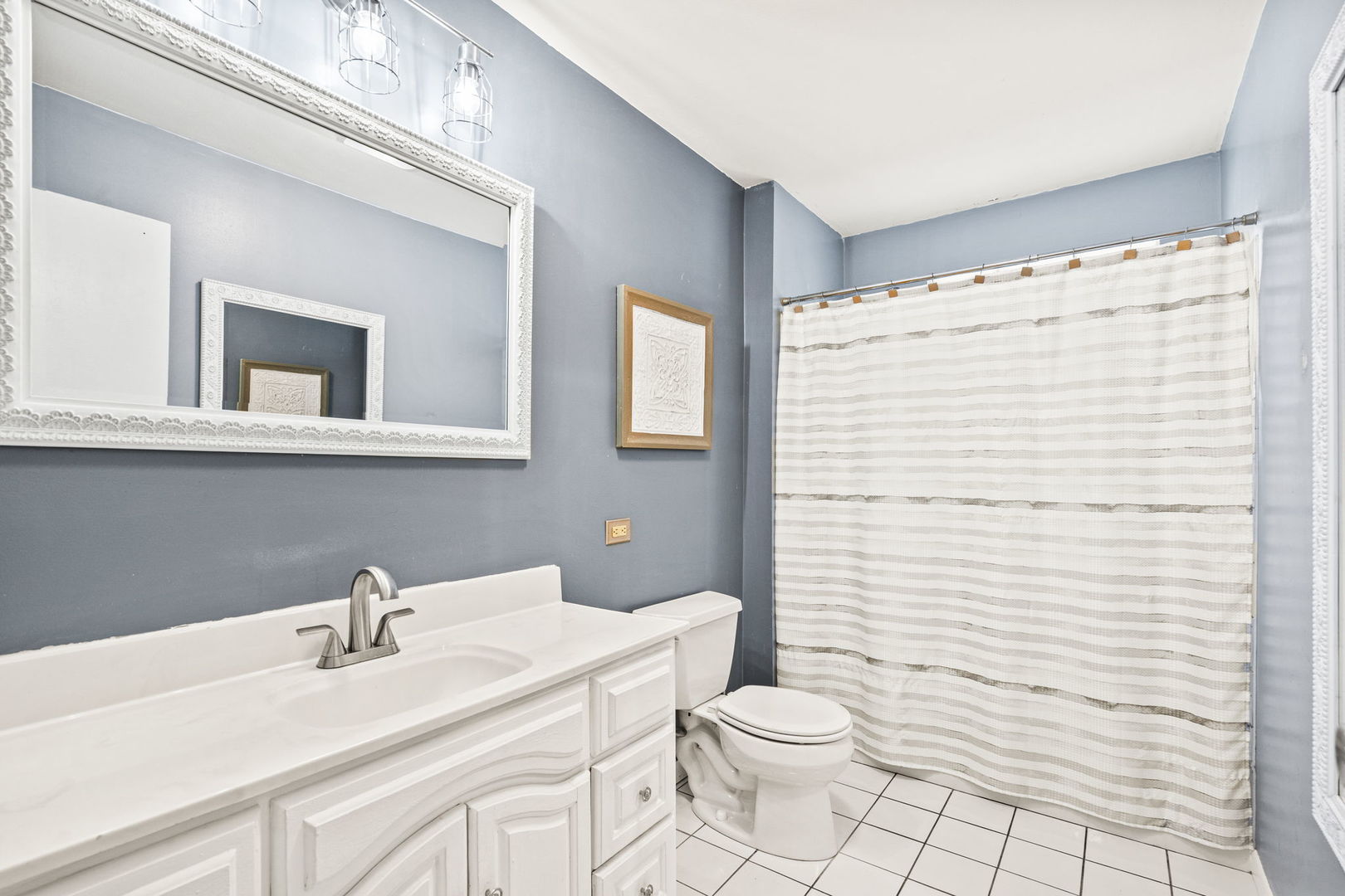 128 David Drive, Bensenville, IL 60106