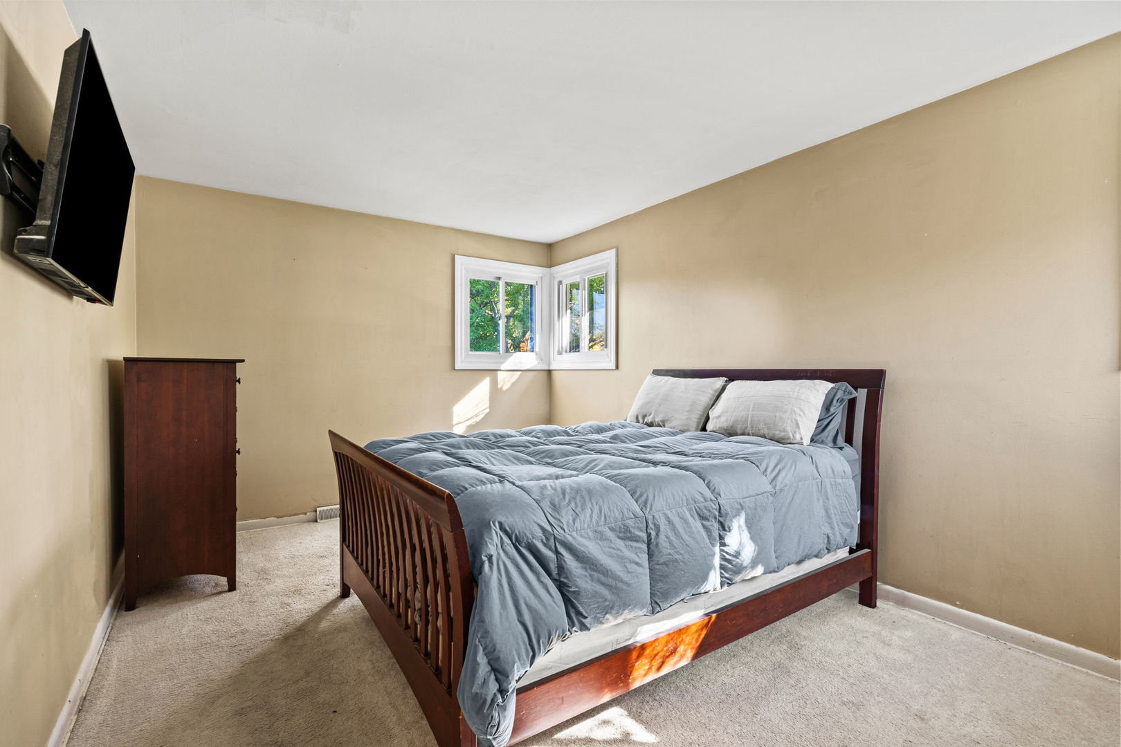 128 David Drive, Bensenville, IL 60106