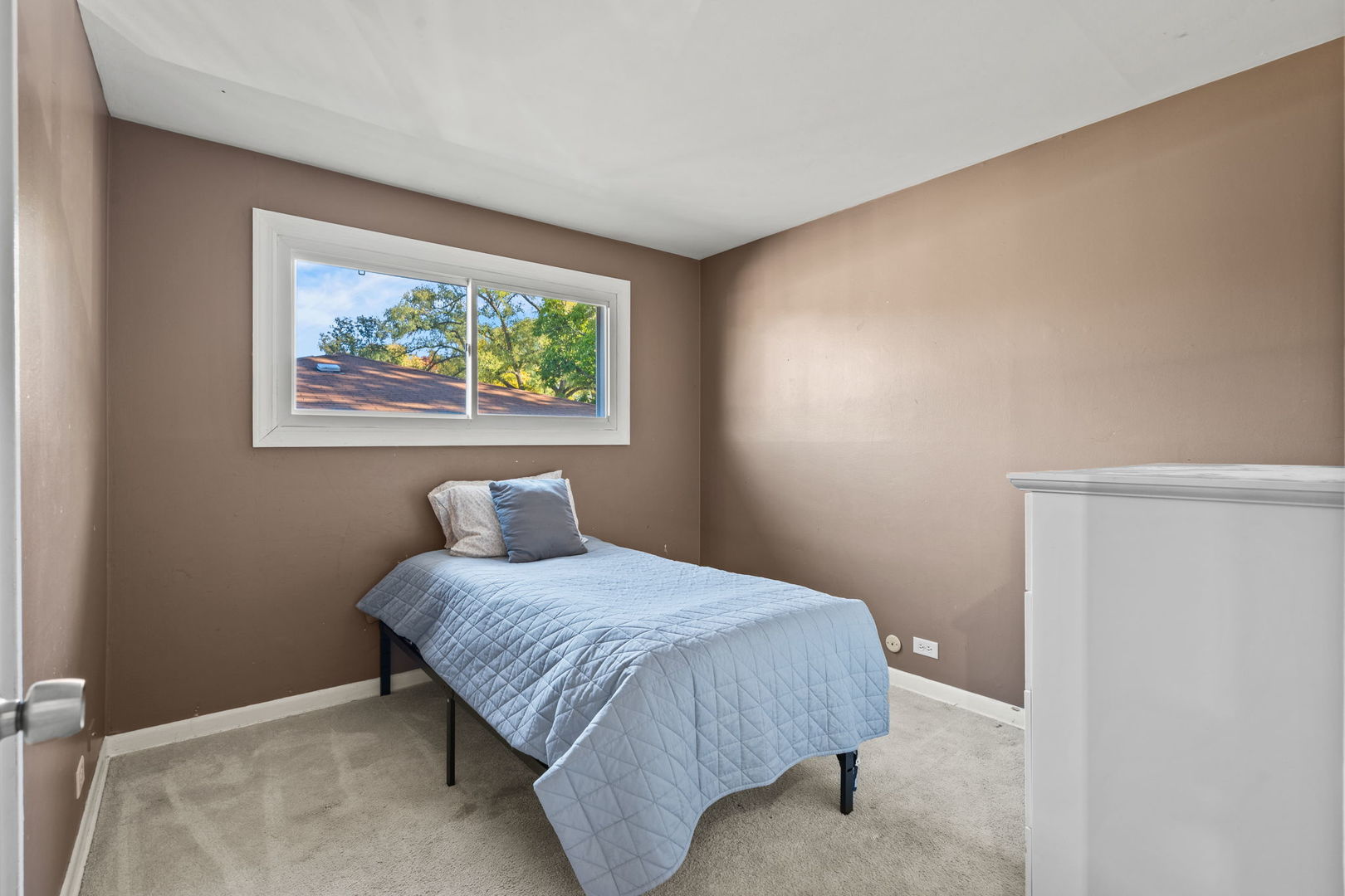 128 David Drive, Bensenville, IL 60106