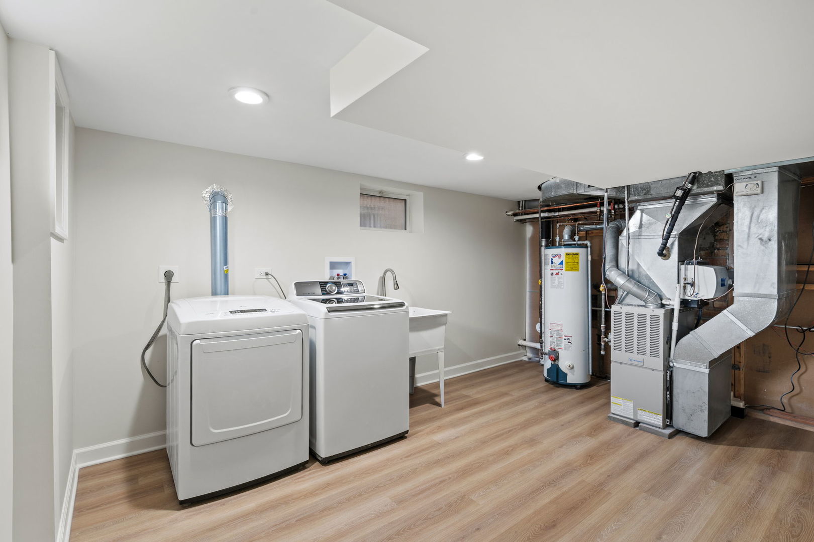 6444 28th Place, Berwyn, IL 60402