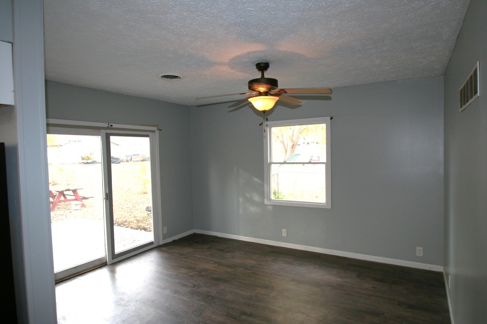 204 E 4th Street, Mackinaw, IL 61755