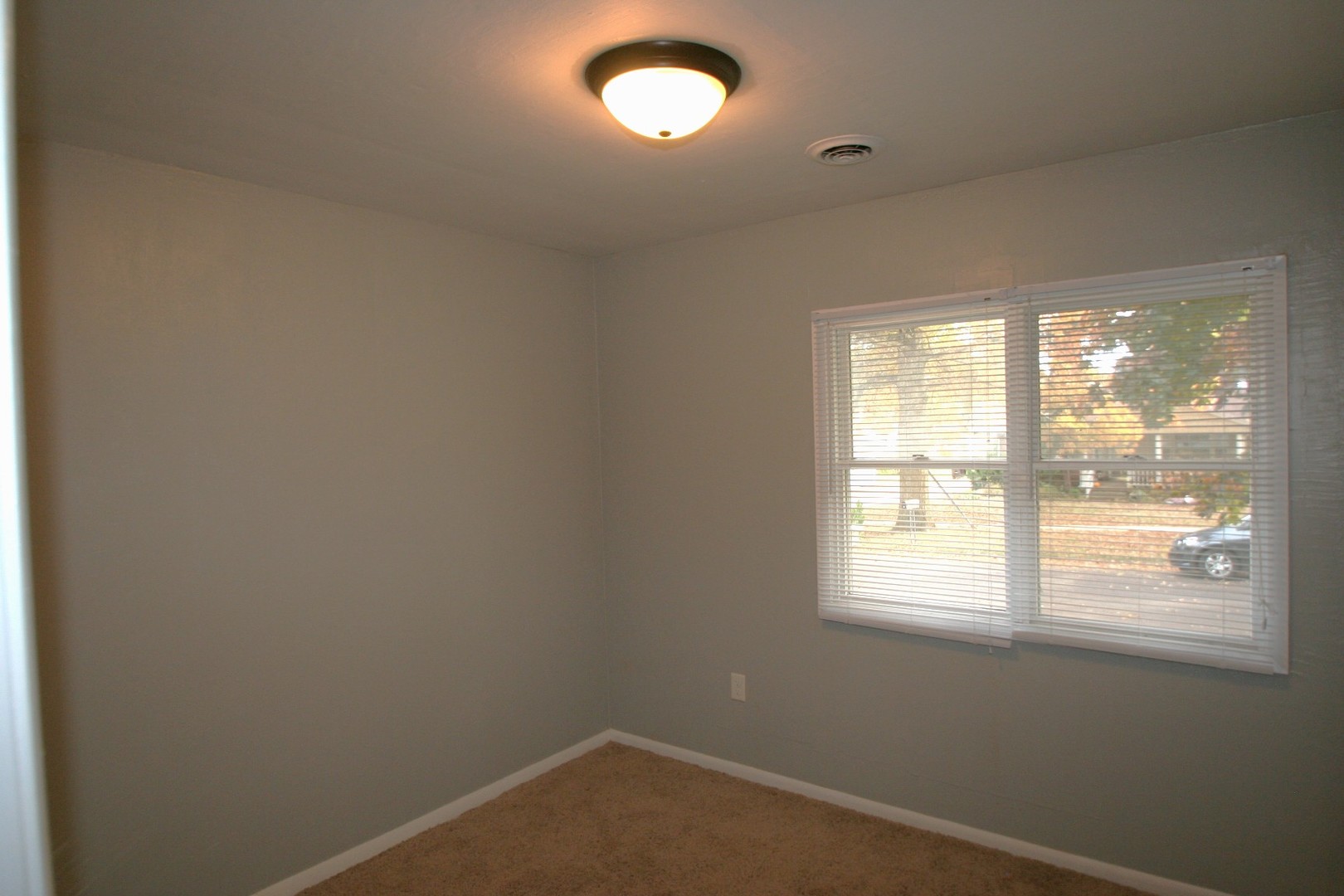 204 E 4th Street, Mackinaw, IL 61755