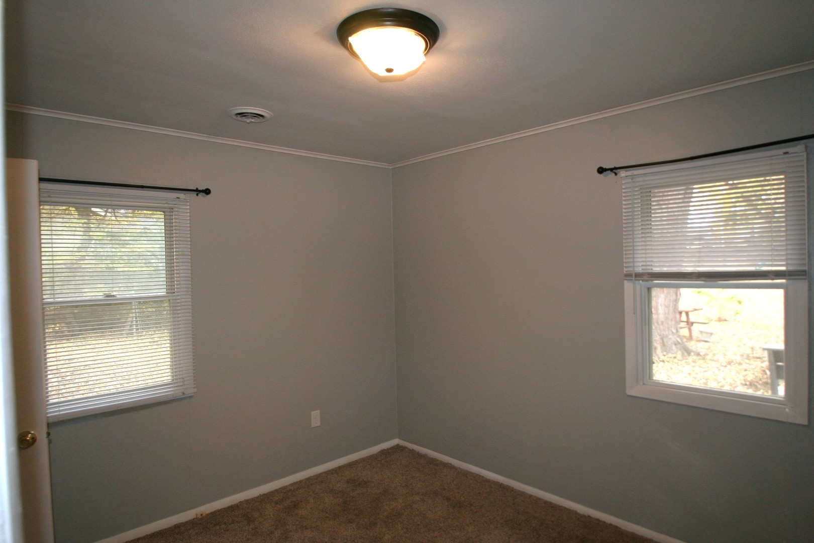 204 E 4th Street, Mackinaw, IL 61755