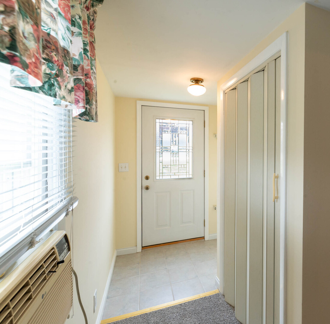 2031 Gilboa Avenue, Zion, IL 60099