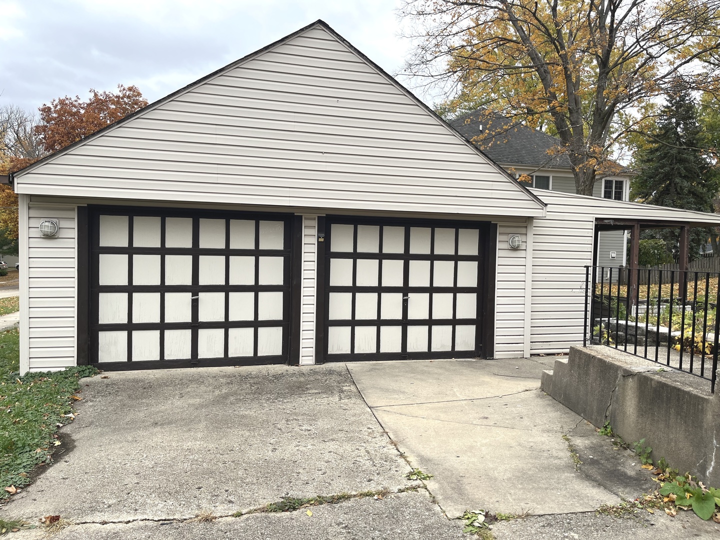 805 S Norbury Avenue, Lombard, IL 60148