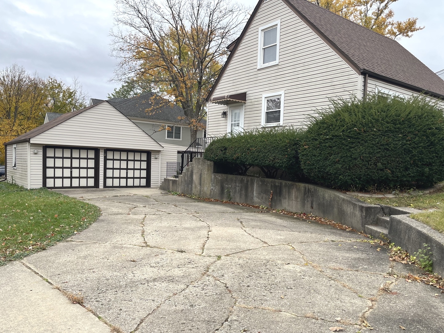 805 S Norbury Avenue, Lombard, IL 60148