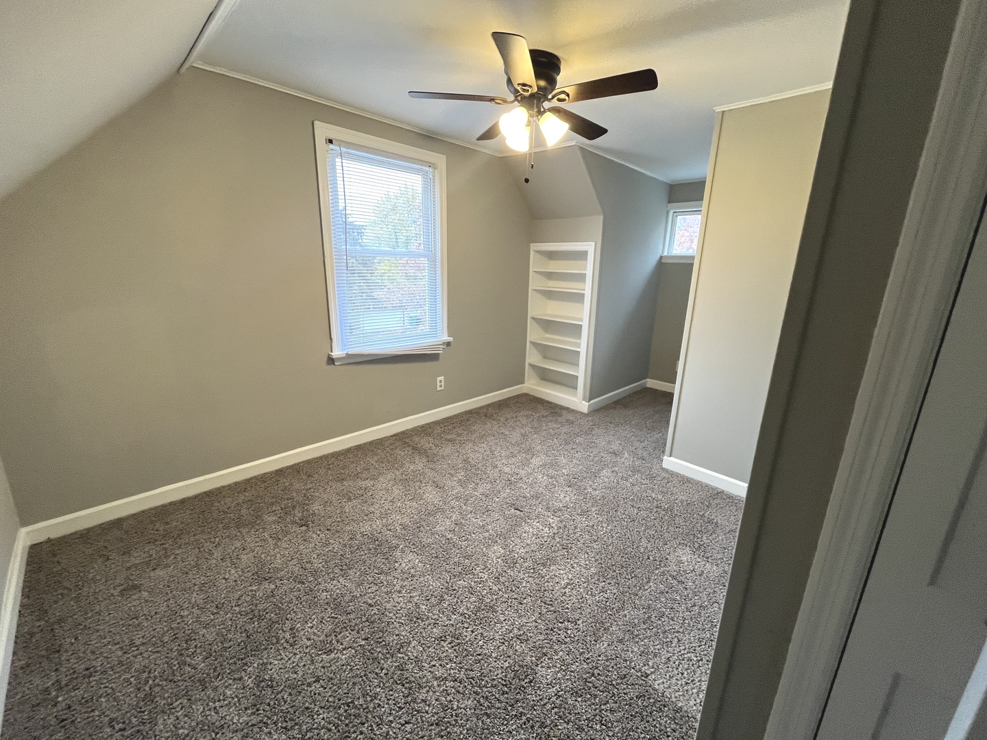 805 S Norbury Avenue, Lombard, IL 60148