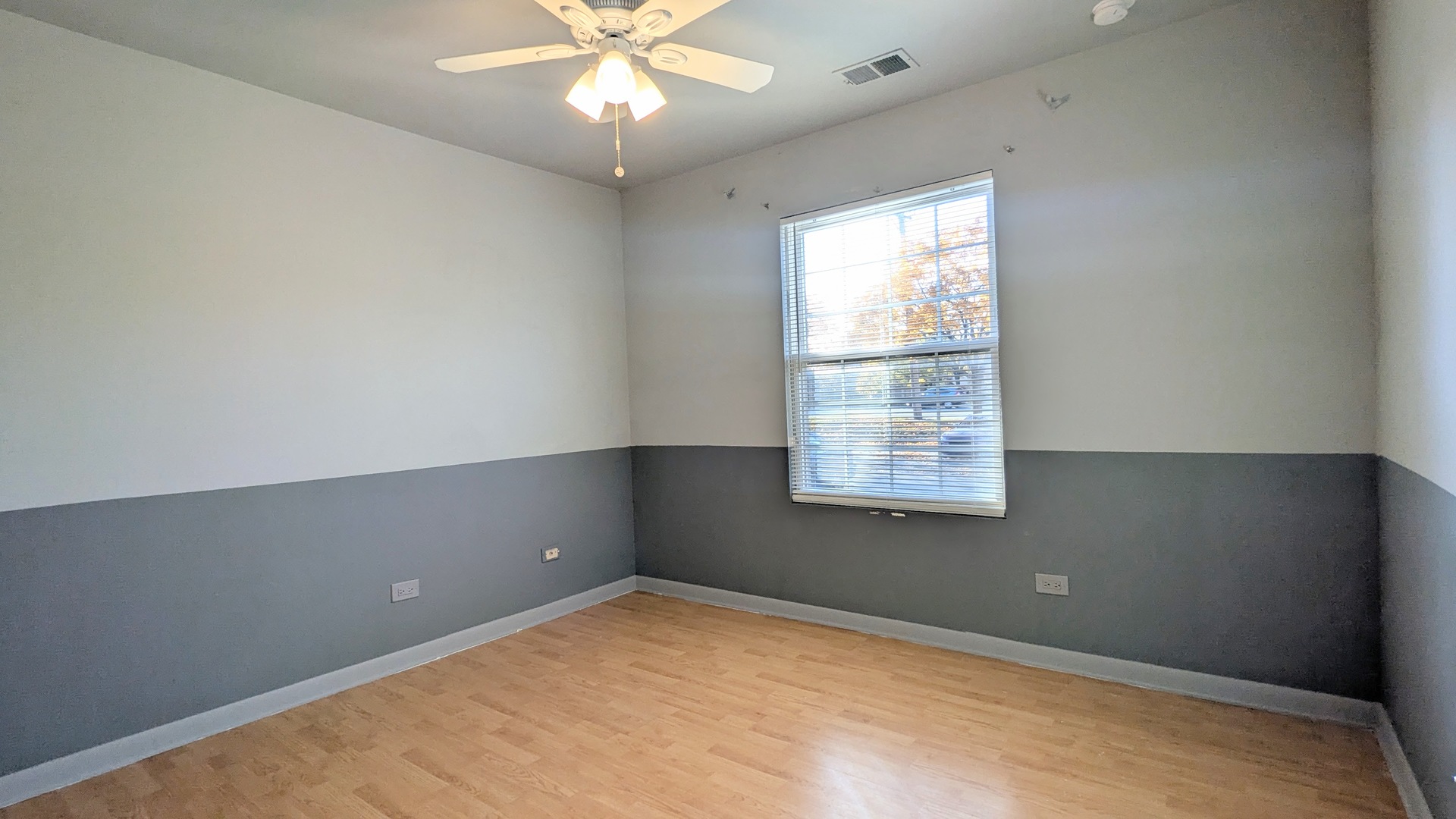 1965 N Hicks Road #107, Palatine, IL 60074