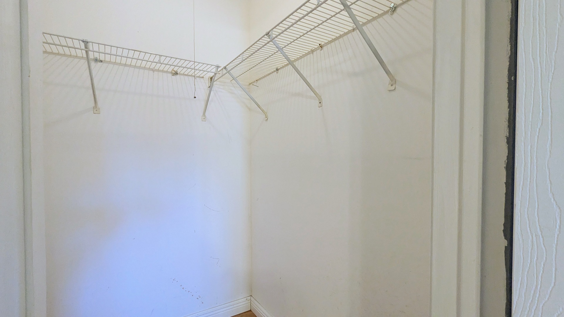 1965 N Hicks Road #107, Palatine, IL 60074