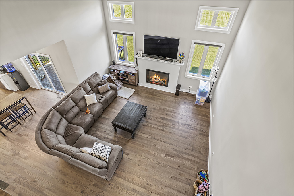 8022 Stanley Trail, Frankfort, IL 60423