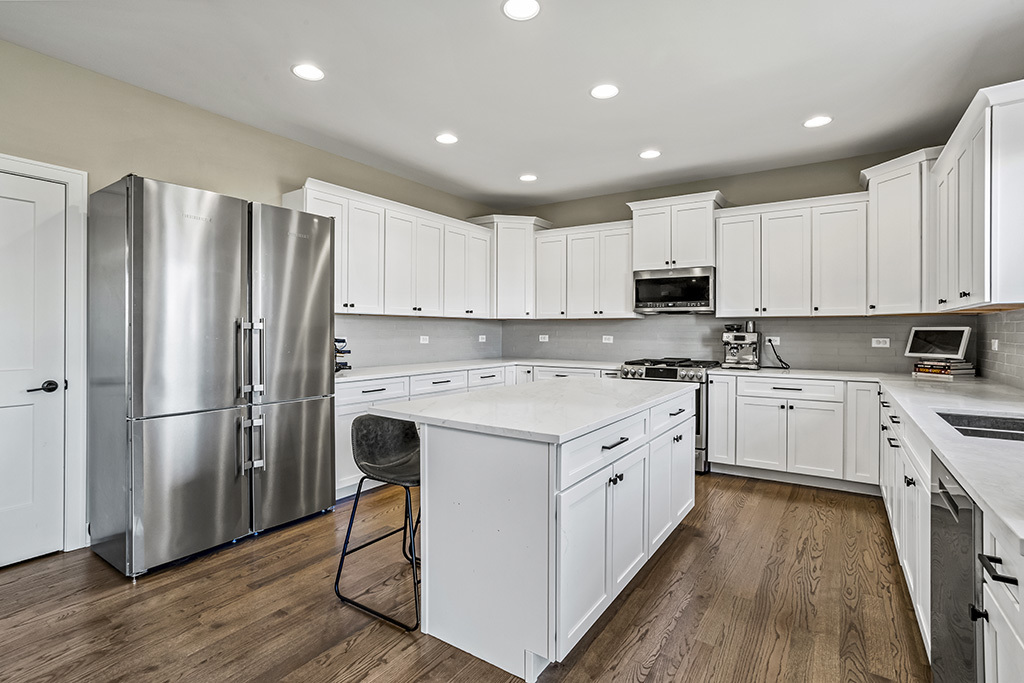 8022 Stanley Trail, Frankfort, IL 60423