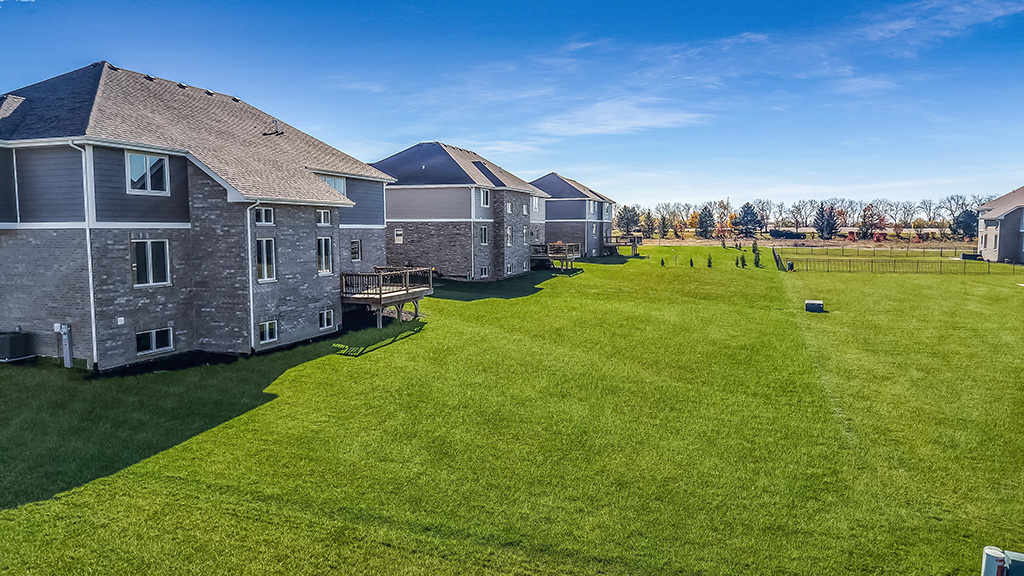 8022 Stanley Trail, Frankfort, IL 60423