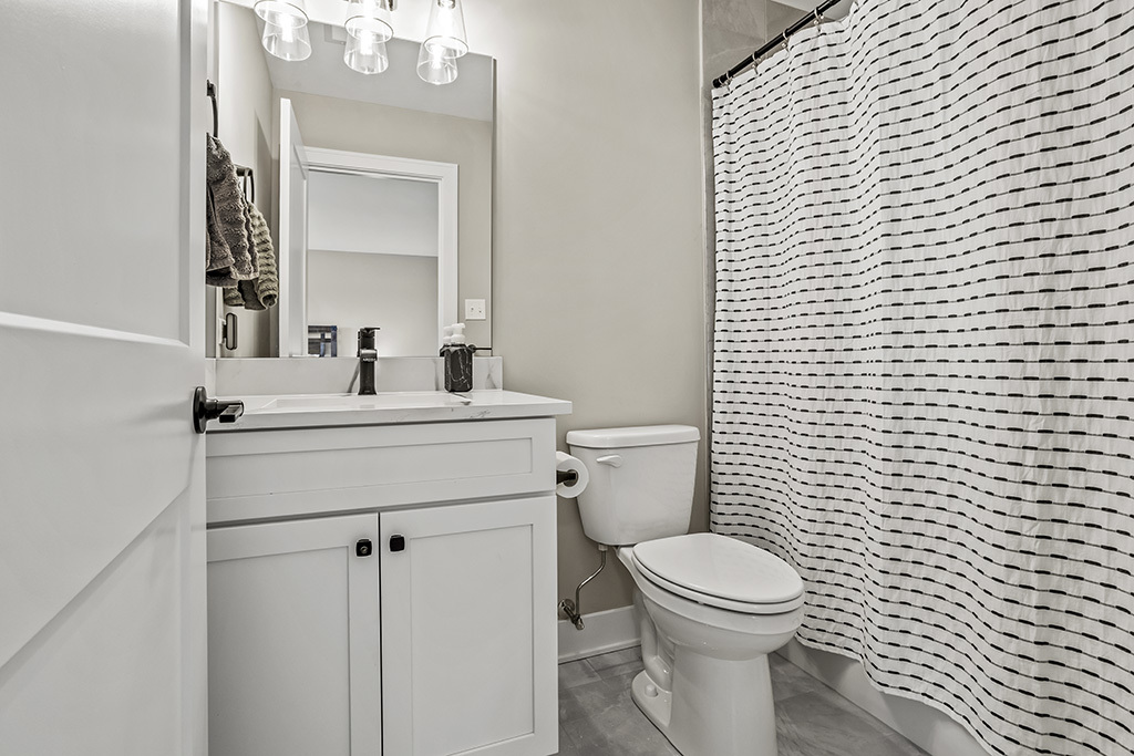 8022 Stanley Trail, Frankfort, IL 60423