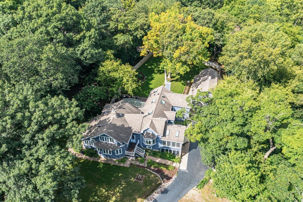 25440 N Wagon Wheel Court, Barrington, IL 60010