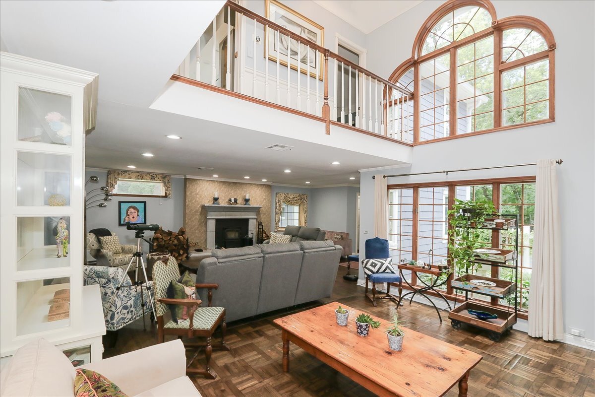 25440 N Wagon Wheel Court, Barrington, IL 60010