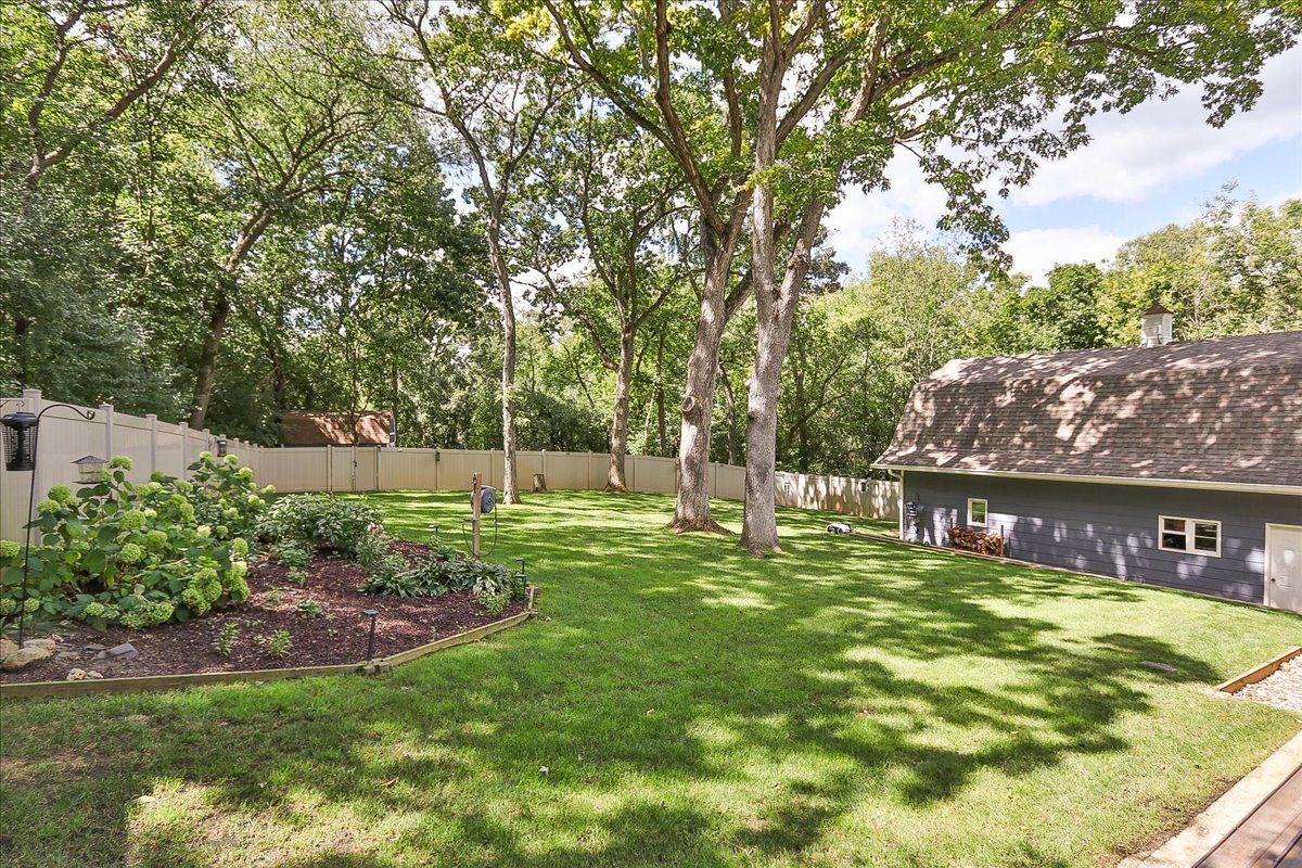 25440 N Wagon Wheel Court, Barrington, IL 60010