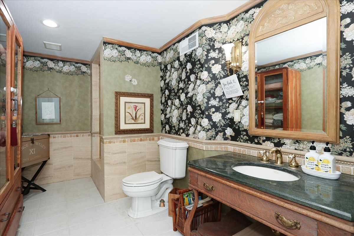 25440 N Wagon Wheel Court, Barrington, IL 60010