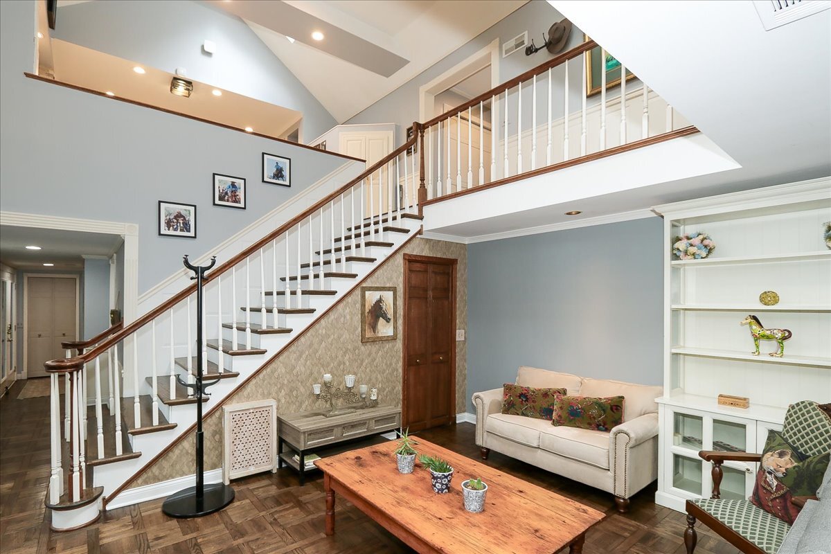 25440 N Wagon Wheel Court, Barrington, IL 60010