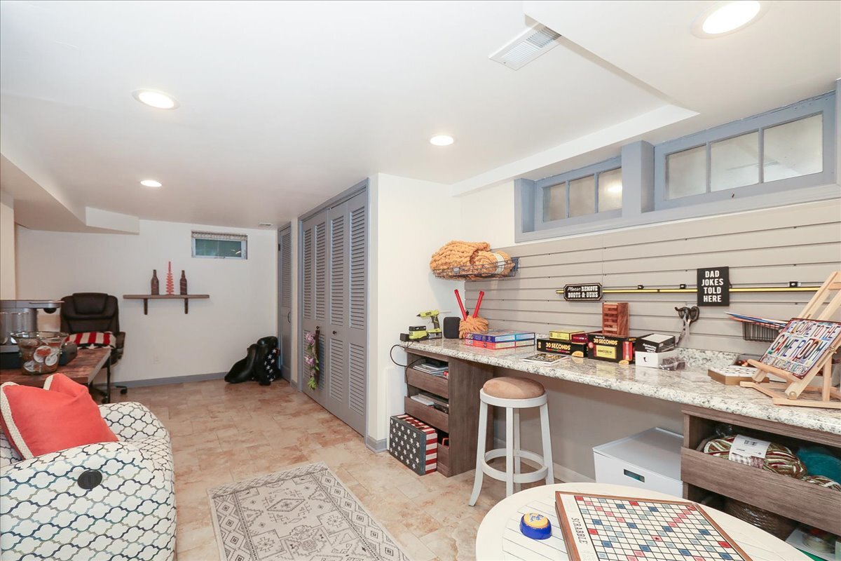 25440 N Wagon Wheel Court, Barrington, IL 60010