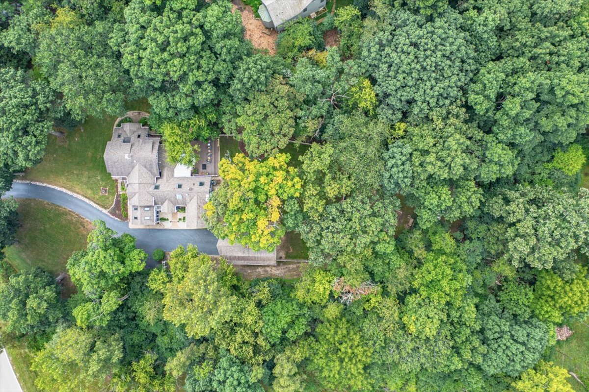 25440 N Wagon Wheel Court, Barrington, IL 60010