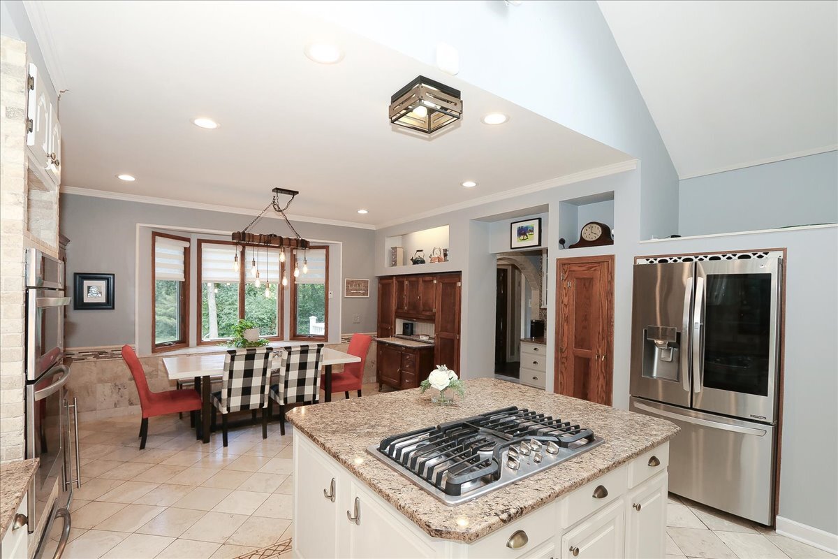 25440 N Wagon Wheel Court, Barrington, IL 60010