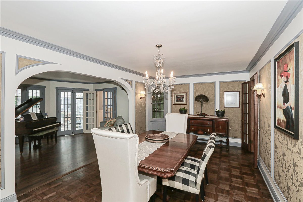 25440 N Wagon Wheel Court, Barrington, IL 60010