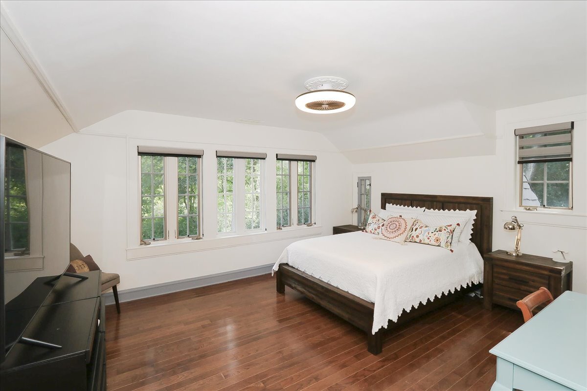 25440 N Wagon Wheel Court, Barrington, IL 60010