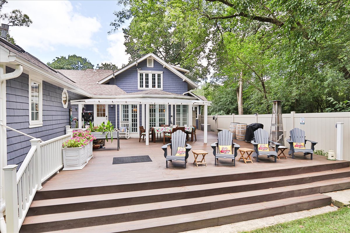 25440 N Wagon Wheel Court, Barrington, IL 60010