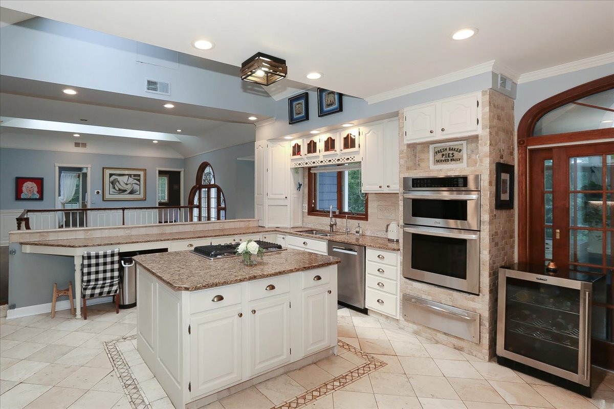 25440 N Wagon Wheel Court, Barrington, IL 60010