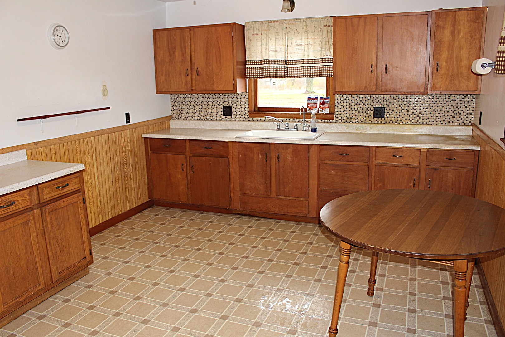 17395 Swisher Hill Road, Dewitt, IL 61735