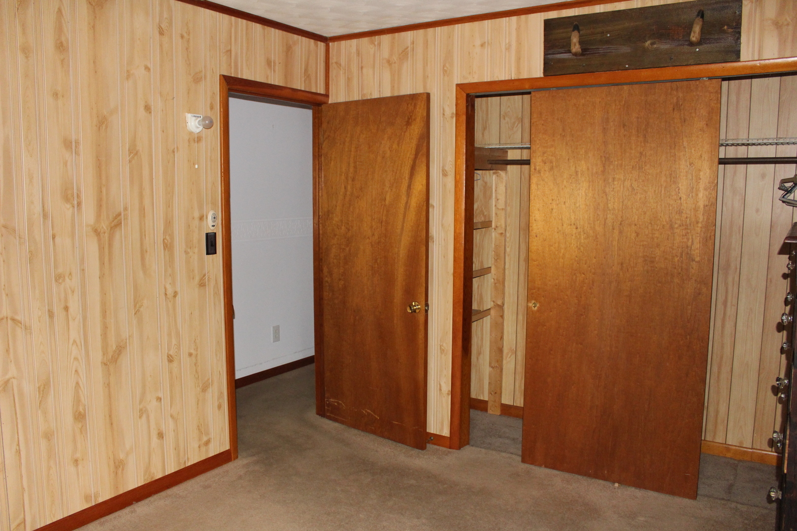 17395 Swisher Hill Road, Dewitt, IL 61735