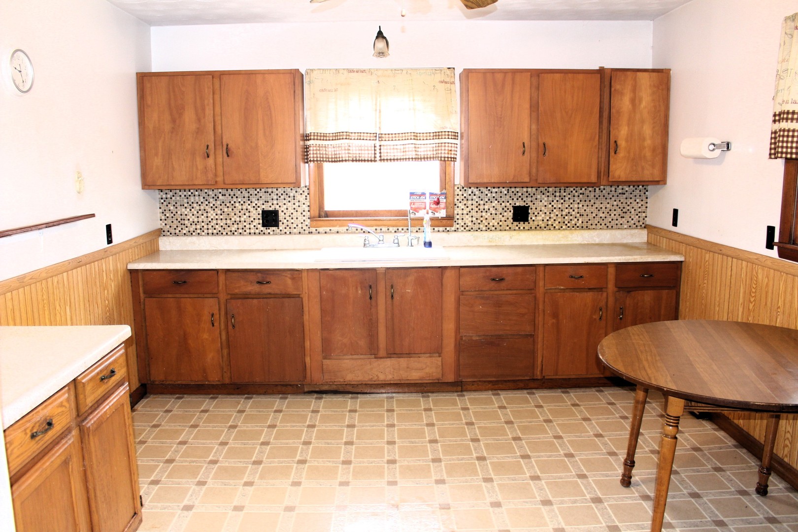 17395 Swisher Hill Road, Dewitt, IL 61735