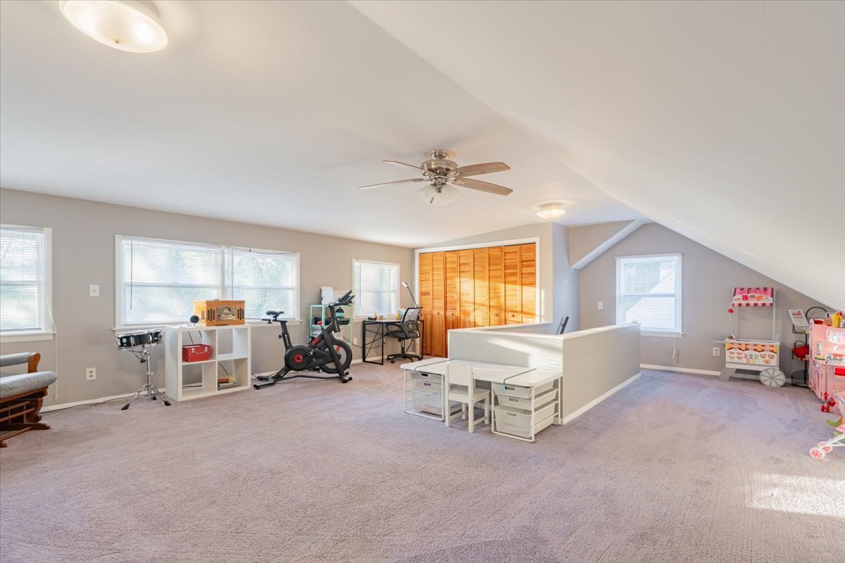 27 University Court, Normal, IL 61761