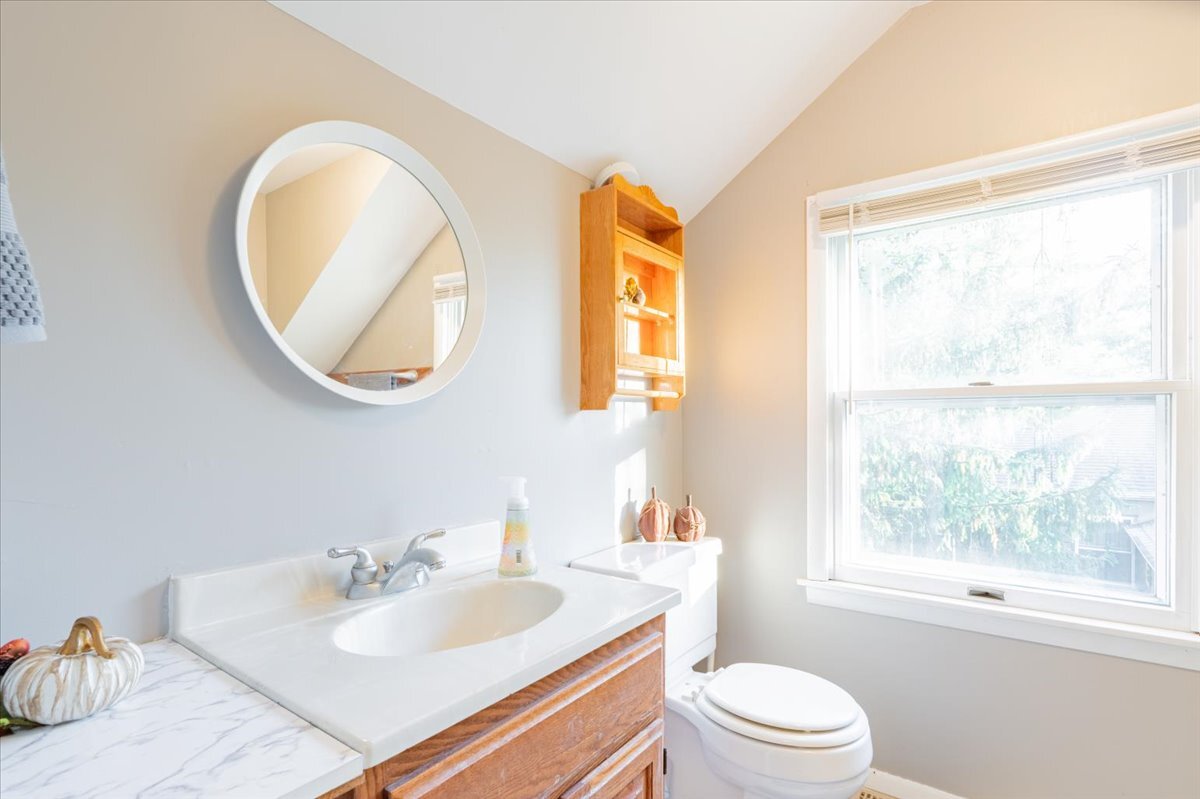 27 University Court, Normal, IL 61761