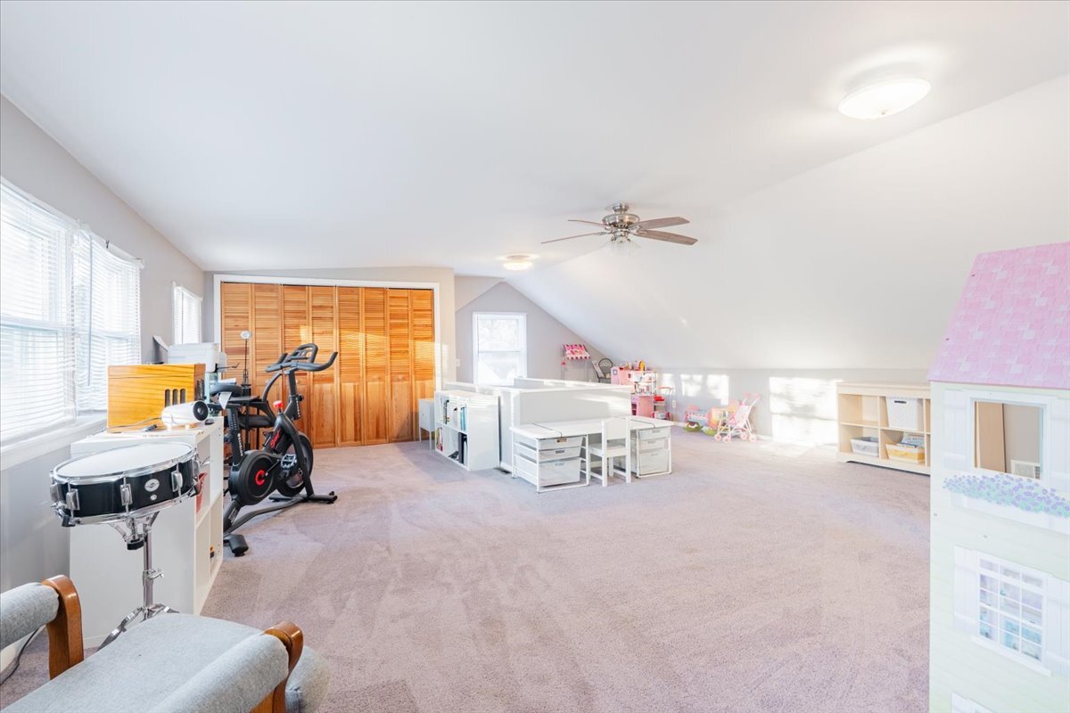 27 University Court, Normal, IL 61761