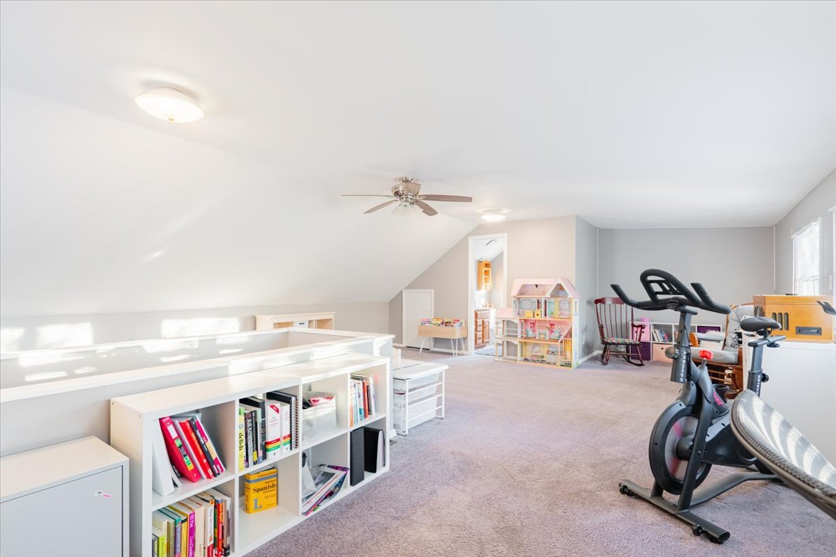 27 University Court, Normal, IL 61761