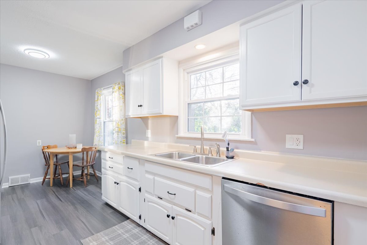 27 University Court, Normal, IL 61761