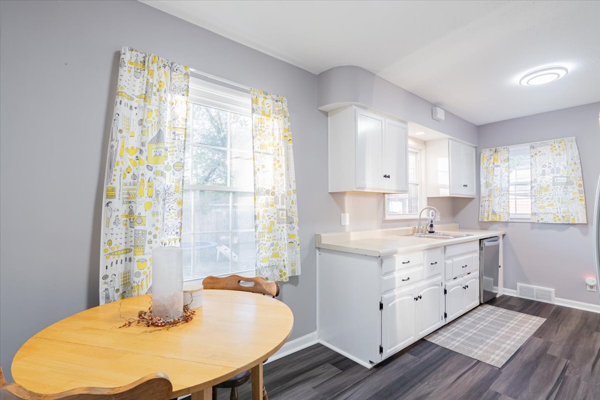 27 University Court, Normal, IL 61761