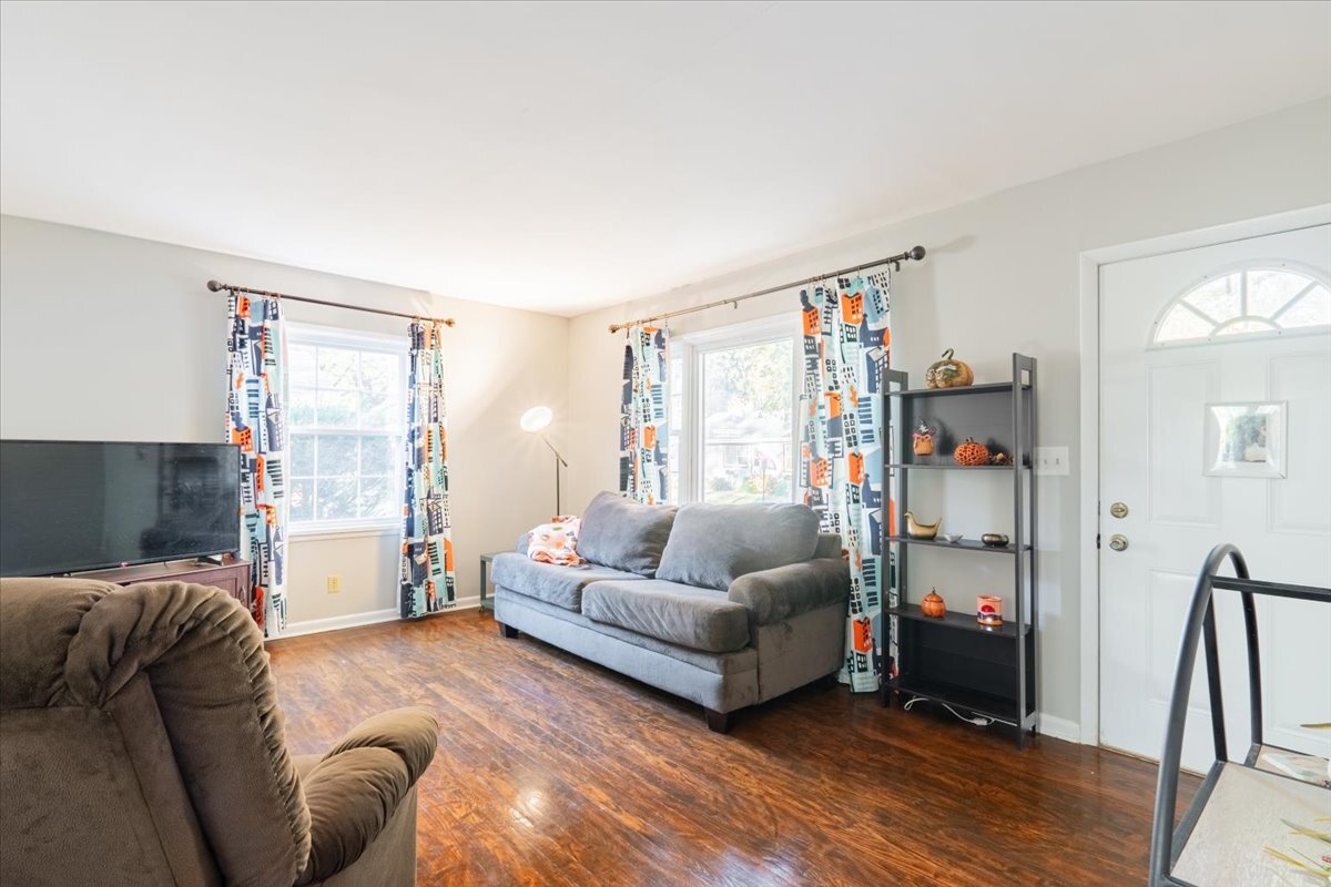 27 University Court, Normal, IL 61761