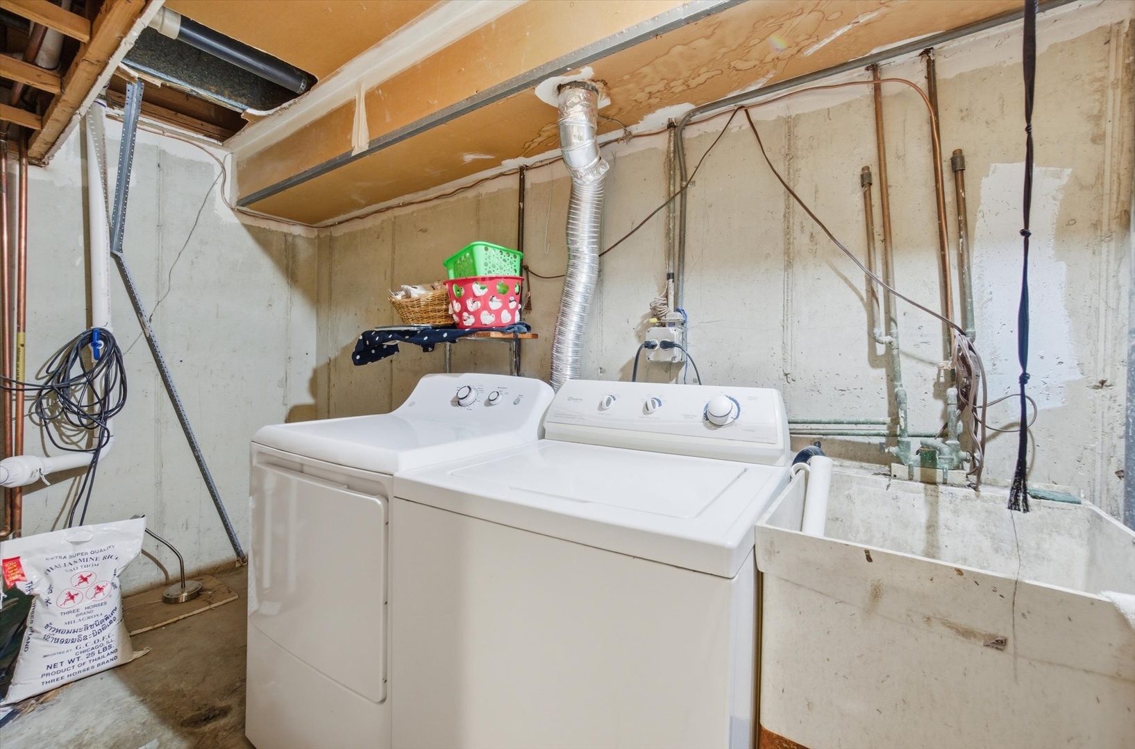 413 Buffalo Trail, Wheeling, IL 60090