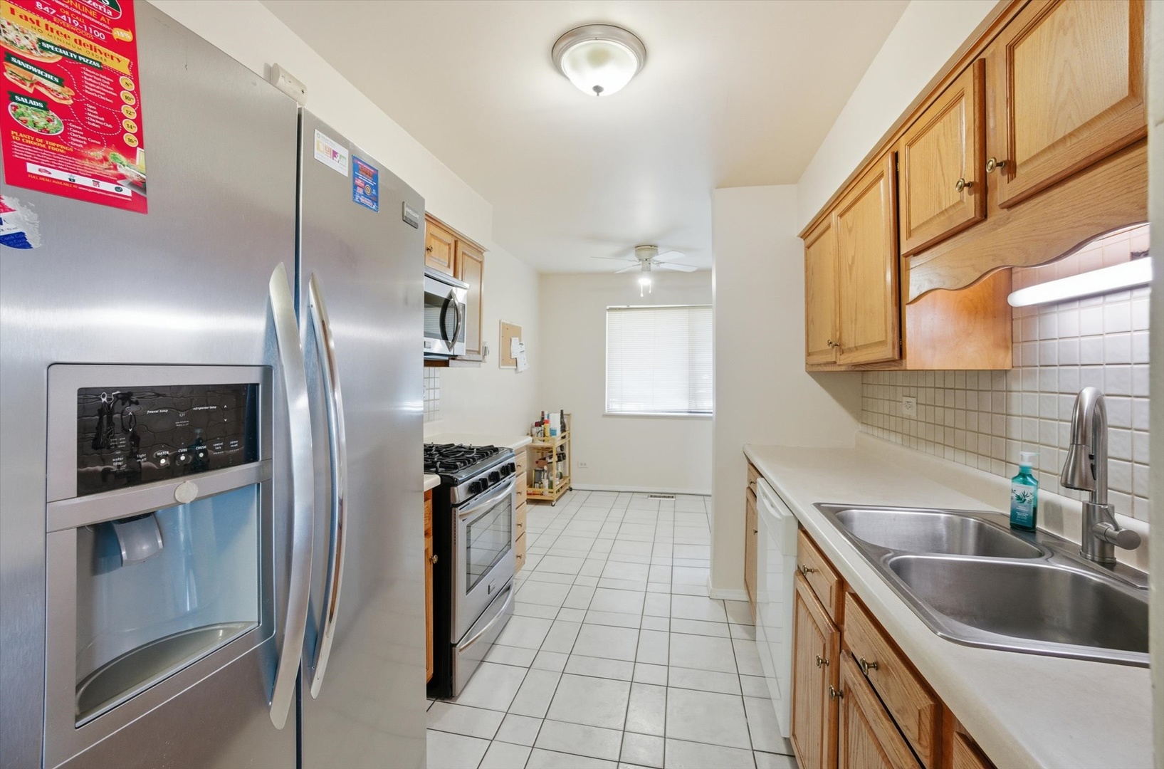 413 Buffalo Trail, Wheeling, IL 60090