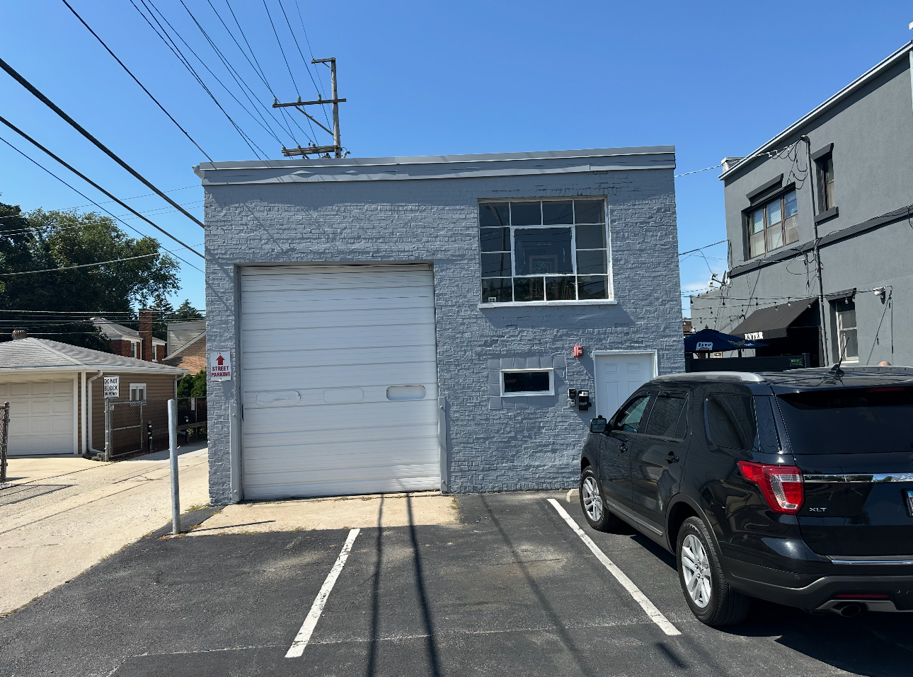 2200 S 1st Avenue, North Riverside, IL 60546