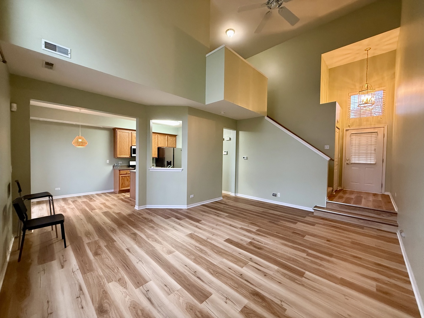 3123 Ollerton Avenue, Aurora, IL 60502