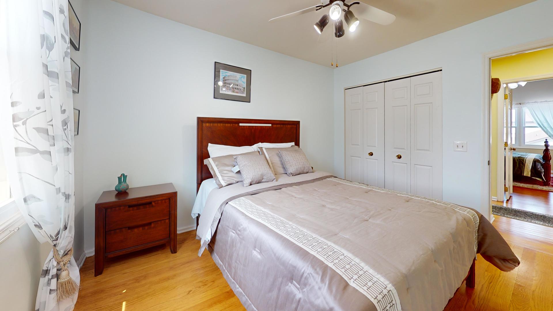 412 Chateau Drive, Buffalo Grove, IL 60089