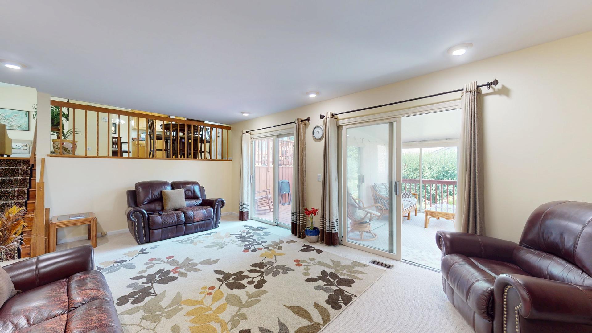 412 Chateau Drive, Buffalo Grove, IL 60089