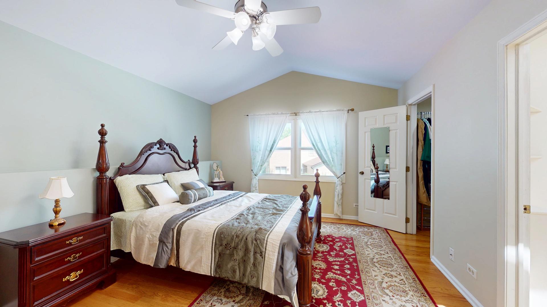 412 Chateau Drive, Buffalo Grove, IL 60089